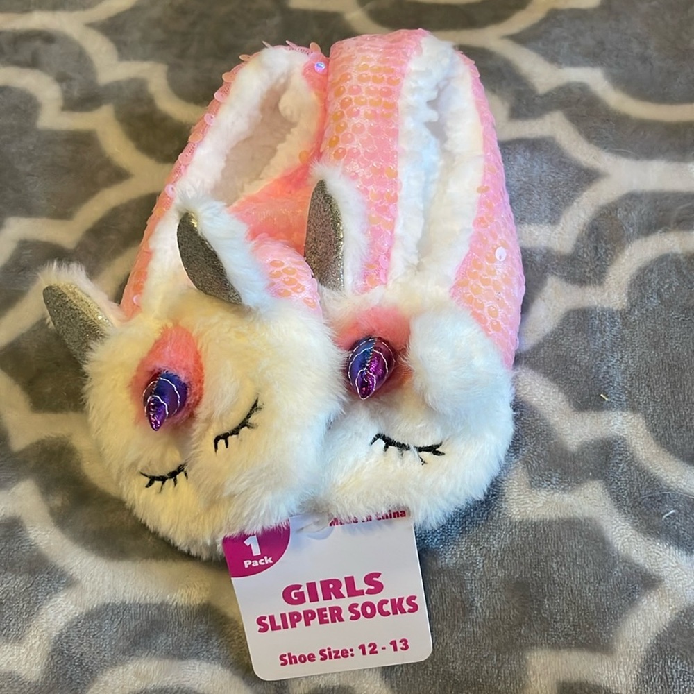 Girls Slipper Socks, Pink sequin, unicorn. NEW Shoe Size 12-13 # 1614